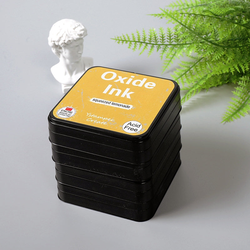 Distress Oxide Ink Pad b